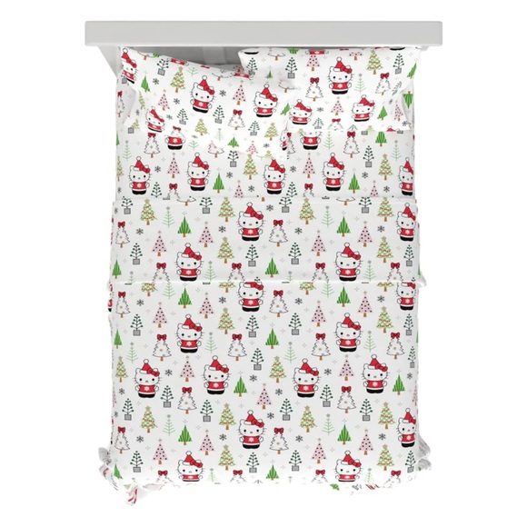 Hello Kitty Holiday Cotton Flannel Twin Sheet Set NWT - Picture 4 of 4